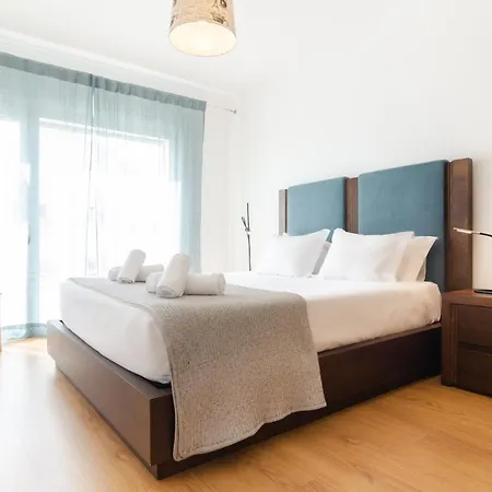 Sky Terrace - Sea Views & Bbq By Silver Prop Apartman